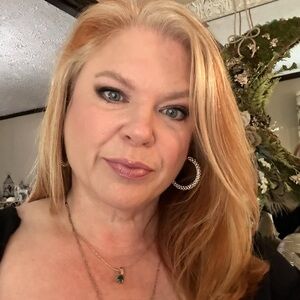 Meet your Posher, Ginger